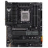 Vue complète de la carte mère ASUS X670E TUF GAMING PLUS équipée du socket AM5, compatible processeurs AMD Ryzen série 7000, supportant la mémoire DDR5 et le PCIe 5.0, parfaite pour le gaming haut de gamme en Algérie.