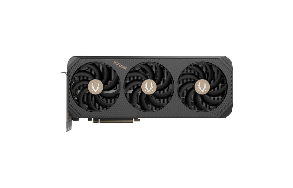 Zoom sur le système de refroidissement de la ZOTAC RTX 5080 Solid 16GB GDDR7, offrant un design robuste et une performance optimale pour PC gamers en Algérie